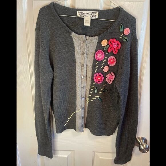 Tiara button down sweater sz L - Picture 1 of 4